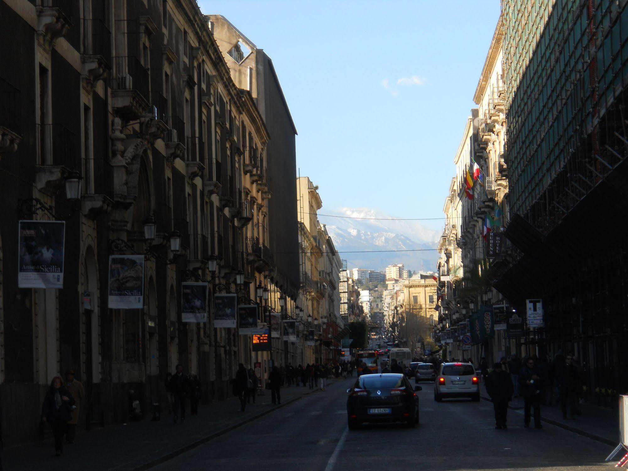 Catania Crossing B&B - Rooms & Comforts Exterior foto